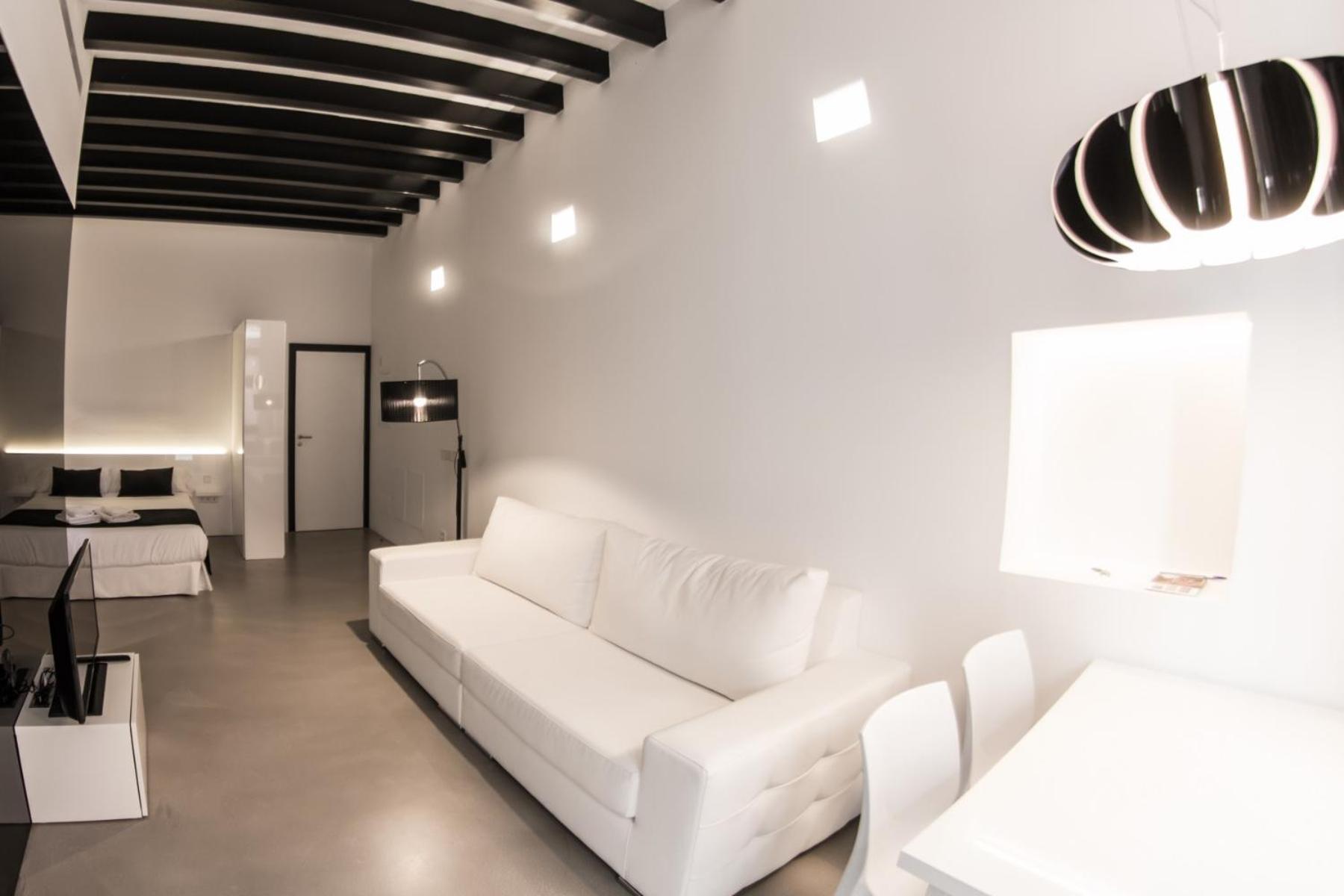 Lonja Suites Apartments Palma de Mallorca Exterior photo