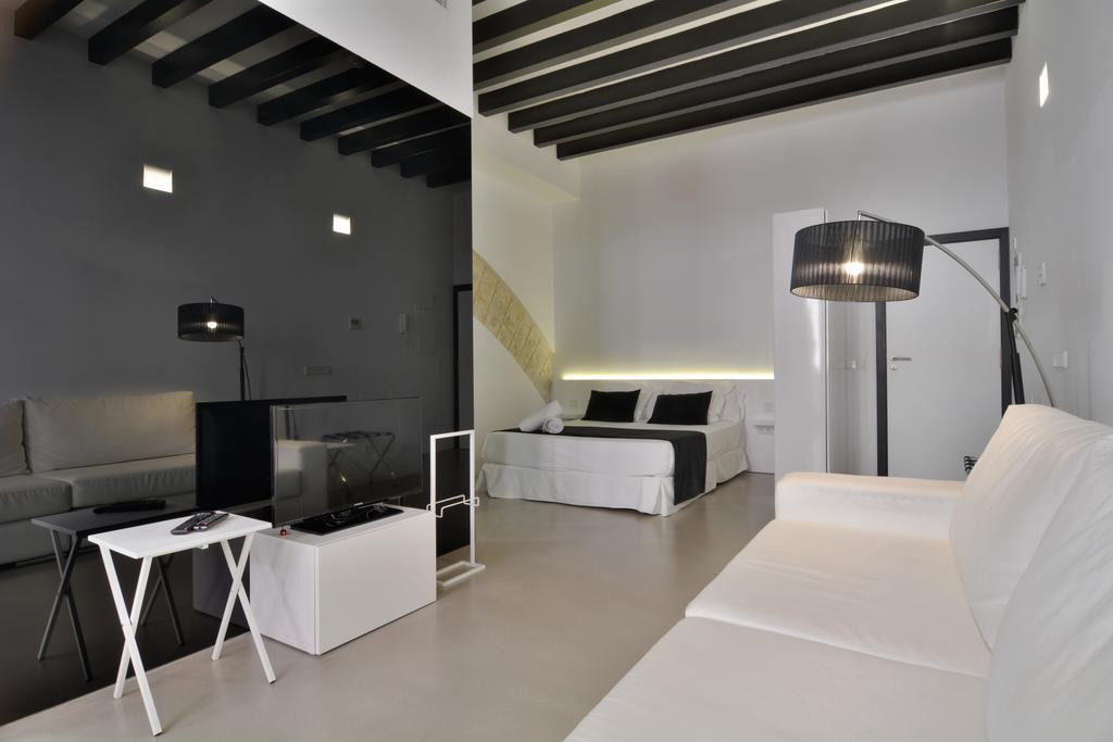 Lonja Suites Apartments Palma de Mallorca Exterior photo